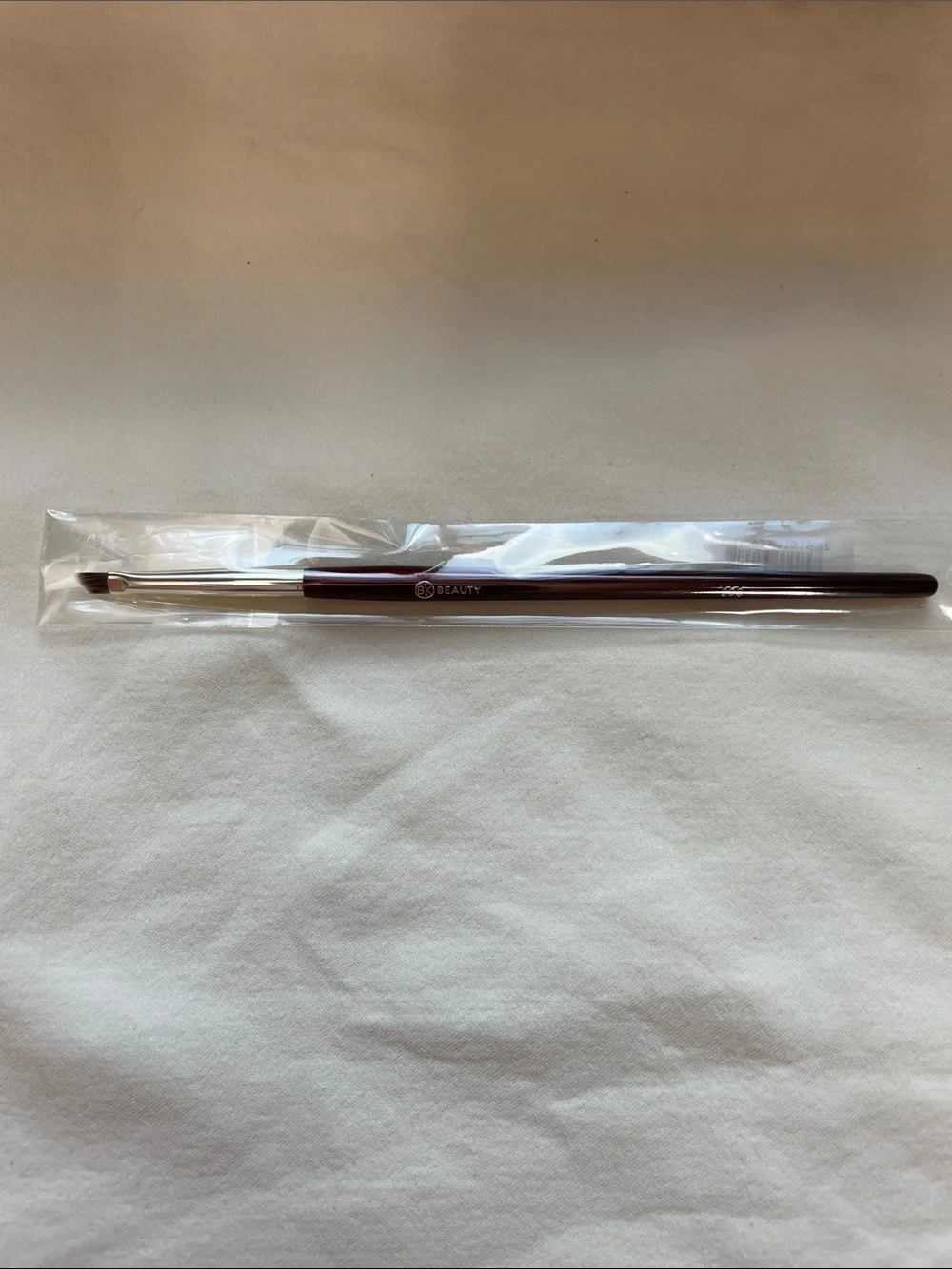 208 Precision Angled Lip & Brow Brush - NWT